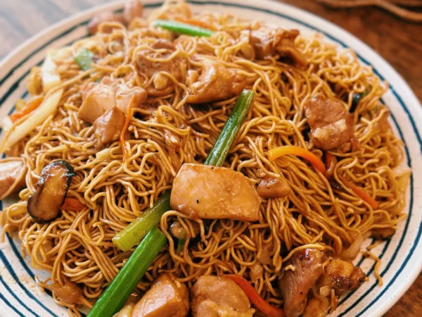 Chicken Chowmein Half